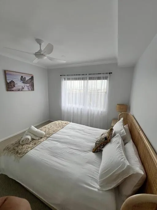 Wait And Sea Bargara Villa Holiday home