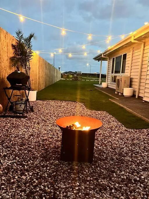 Wait And Sea Bargara Villa Holiday home