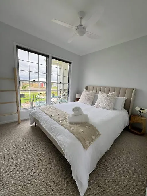 Holiday home Wait And Sea Bargara Villa