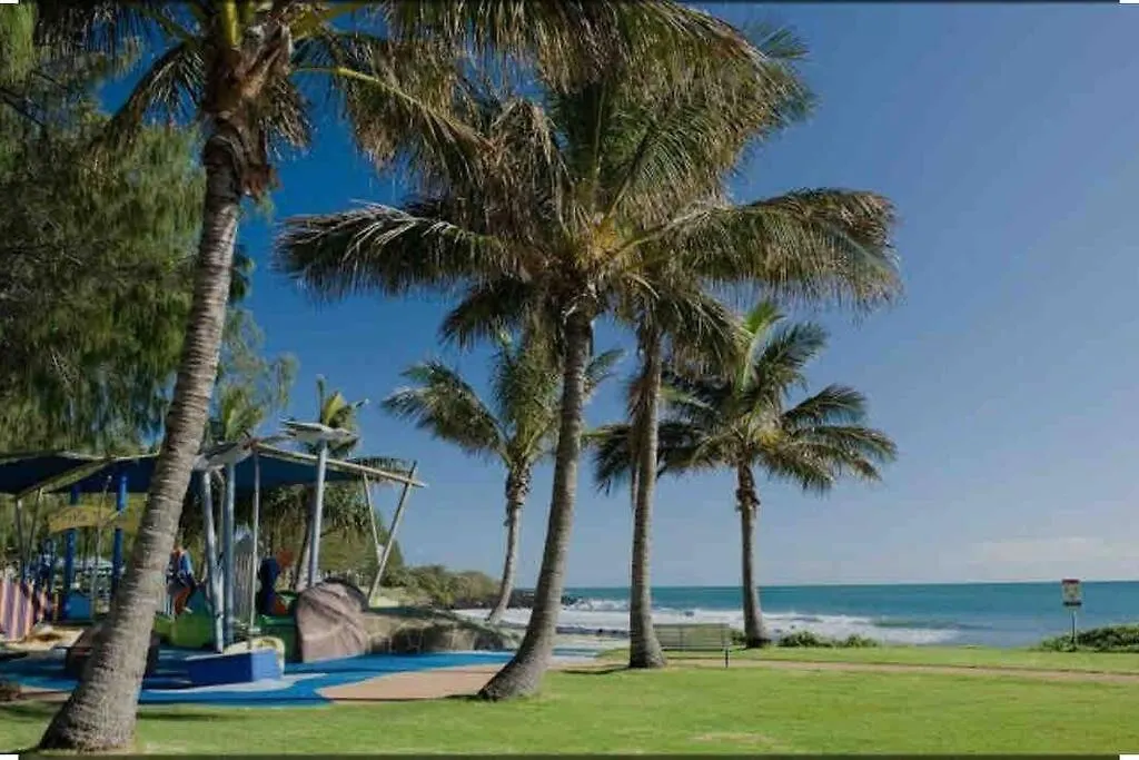 Wait And Sea Bargara Villa Holiday home